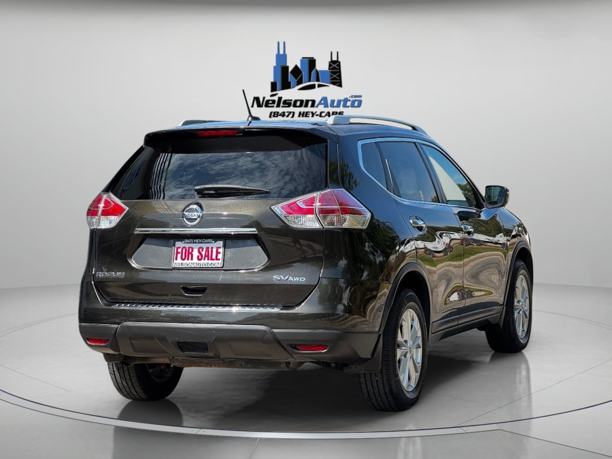 2016 Nissan Rogue SV photo 4