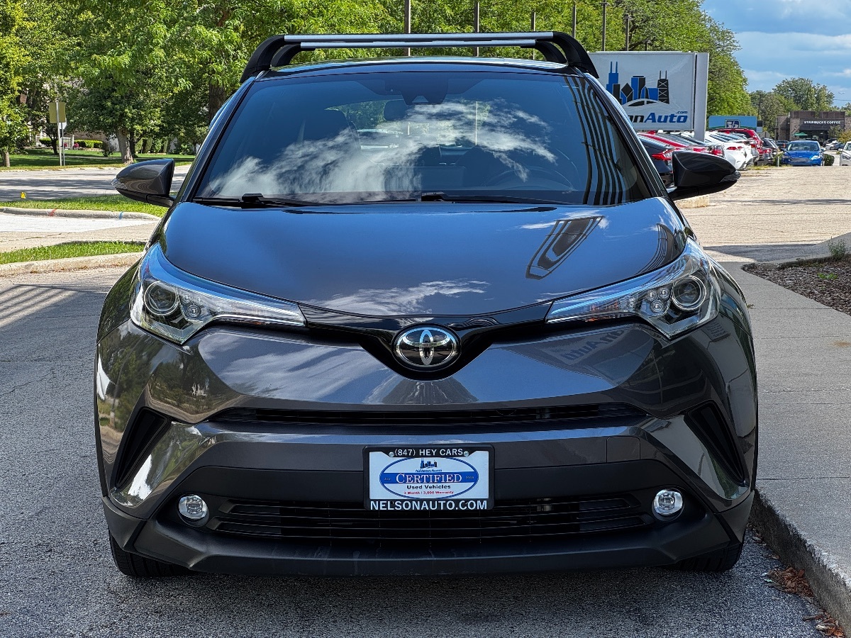 2019 Toyota C-HR XLE photo 7