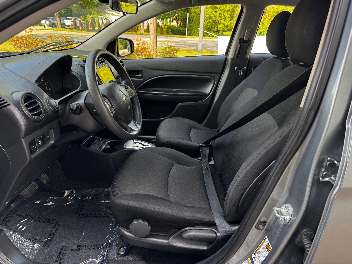 2021 Mitsubishi Mirage ES photo 15