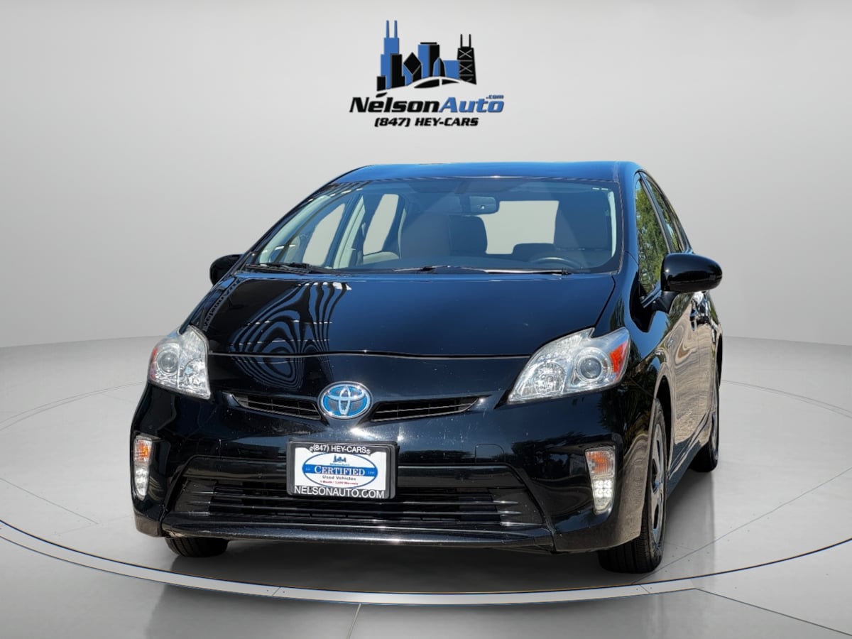2013 Toyota Prius Four photo 8