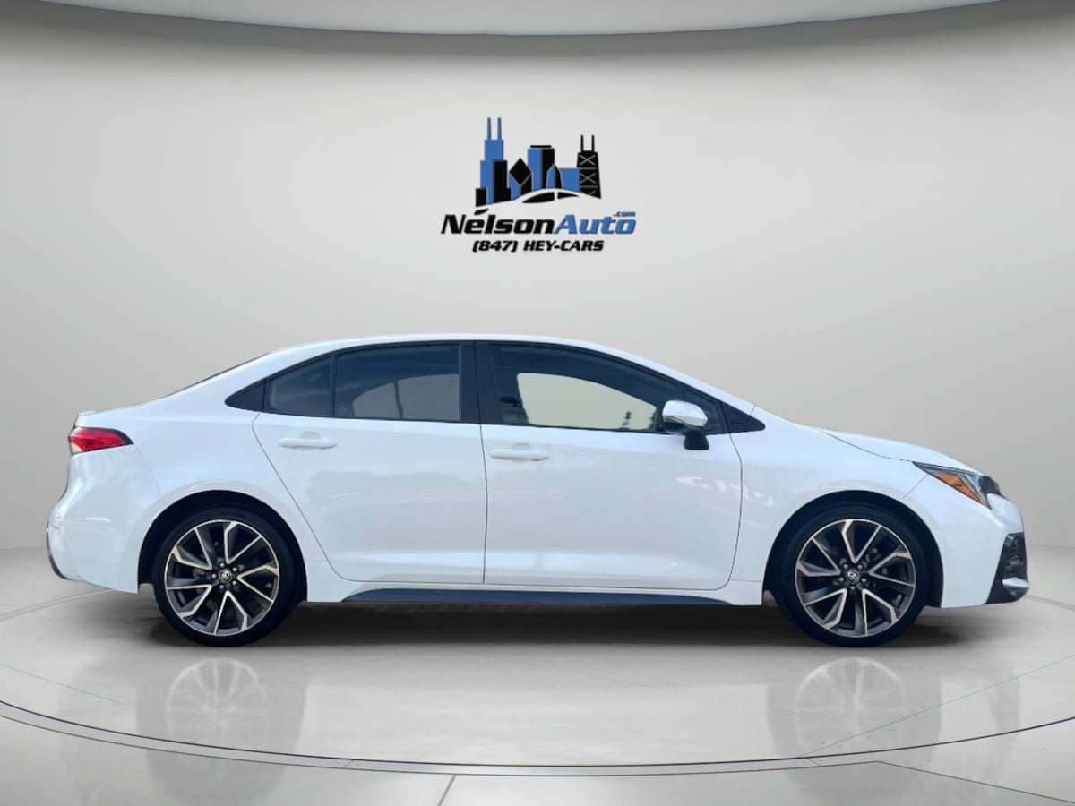 2021 Toyota Corolla SE photo 3