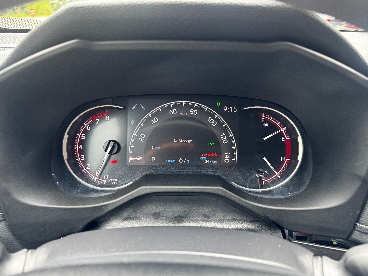 2024 Toyota RAV4 LE photo 23