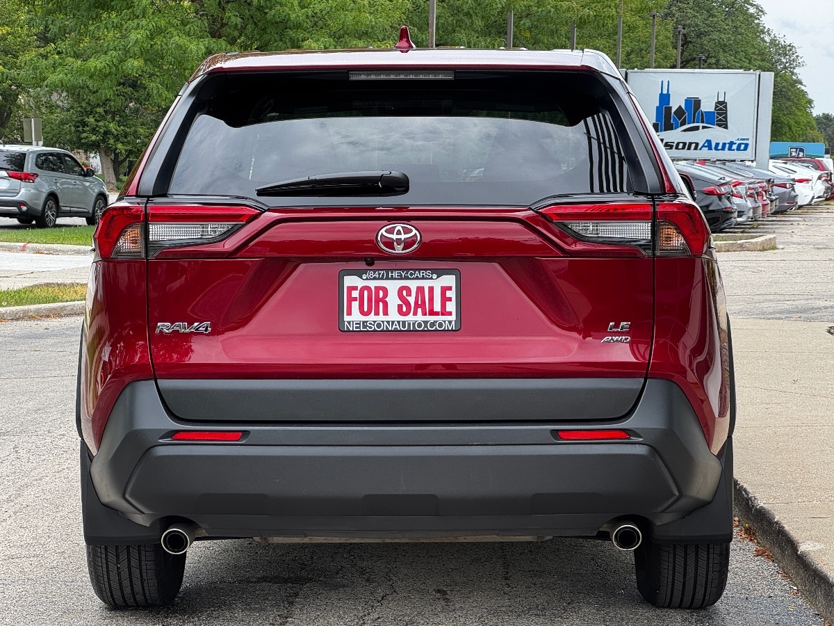 2024 Toyota RAV4 LE photo 4