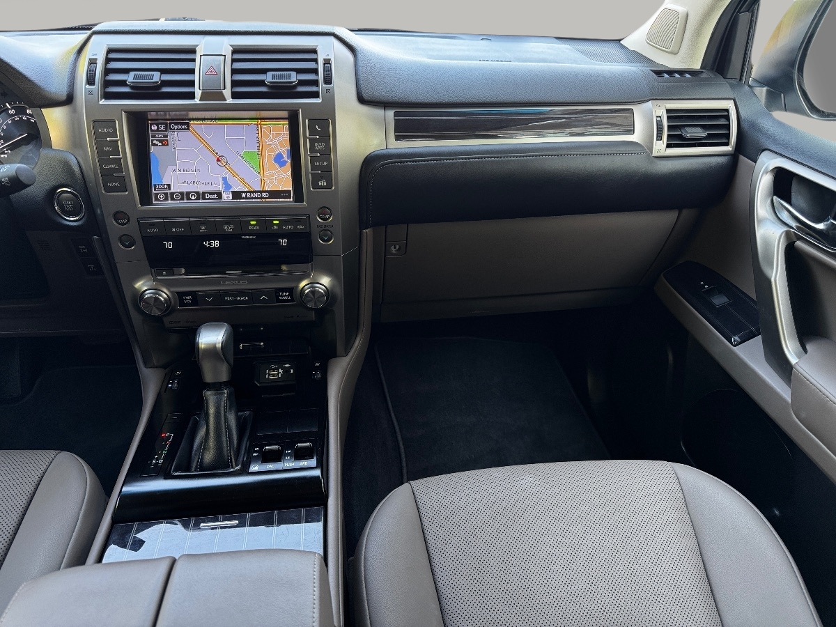 2020 Lexus GX 460 Premium photo 19