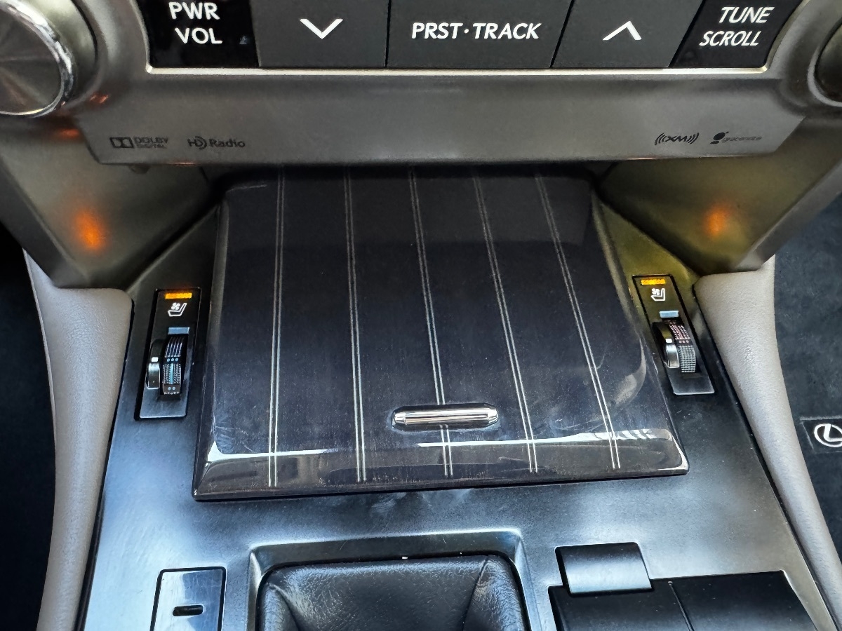 2020 Lexus GX 460 Premium photo 25