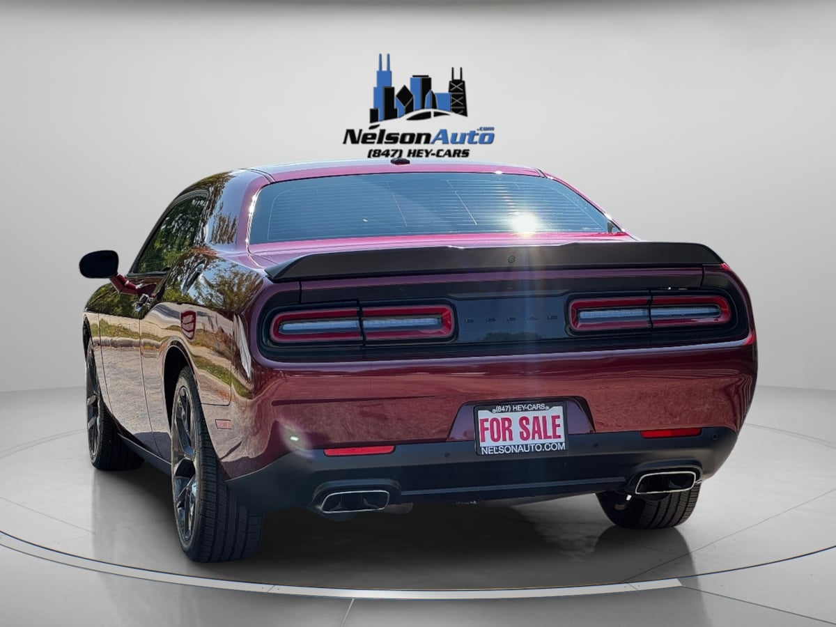 2021 Dodge Challenger R/T photo 9