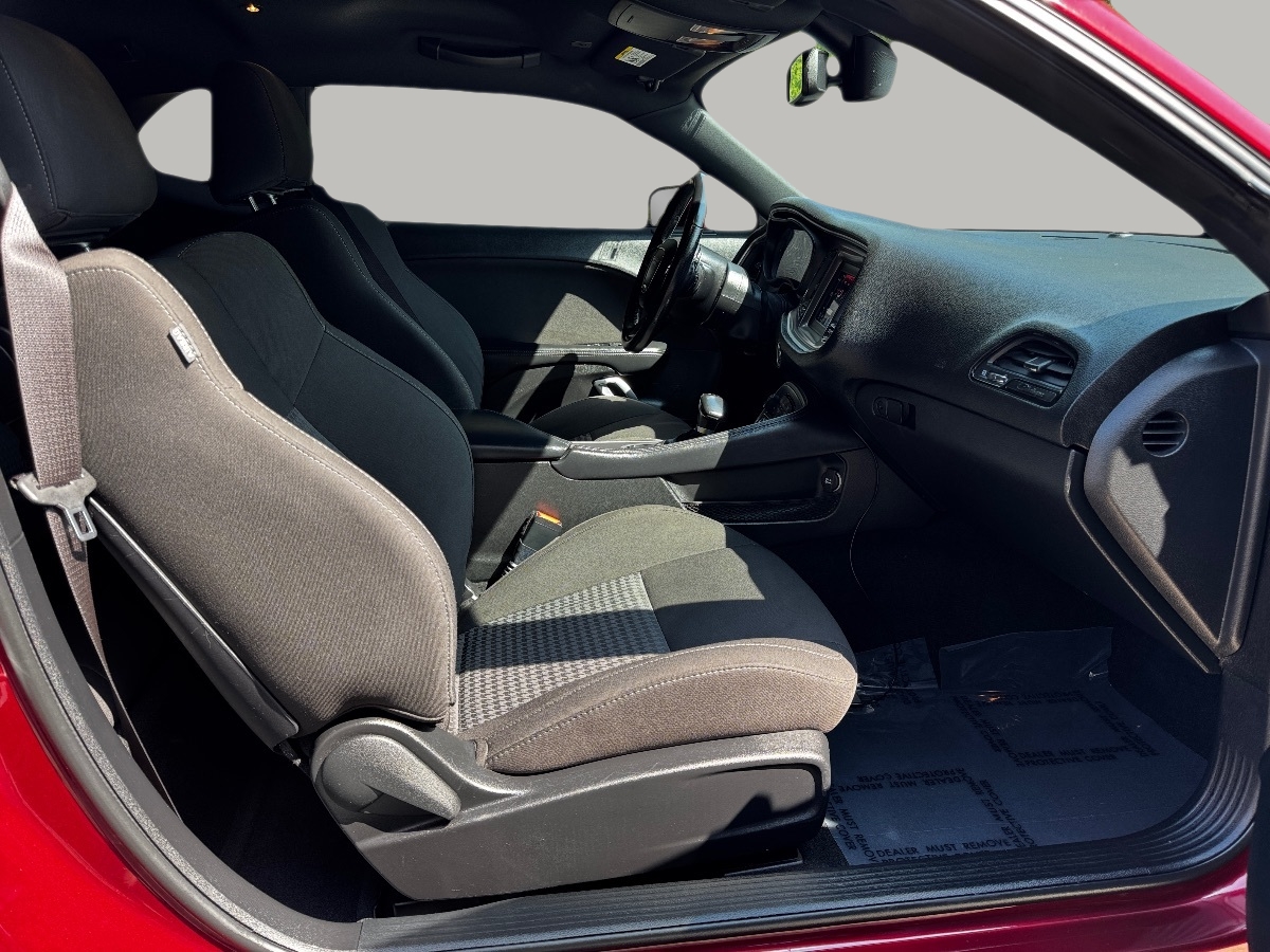 2021 Dodge Challenger R/T photo 15
