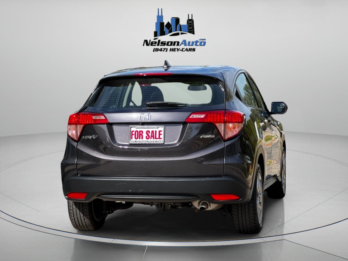 2018 Honda HR-V LX photo 4