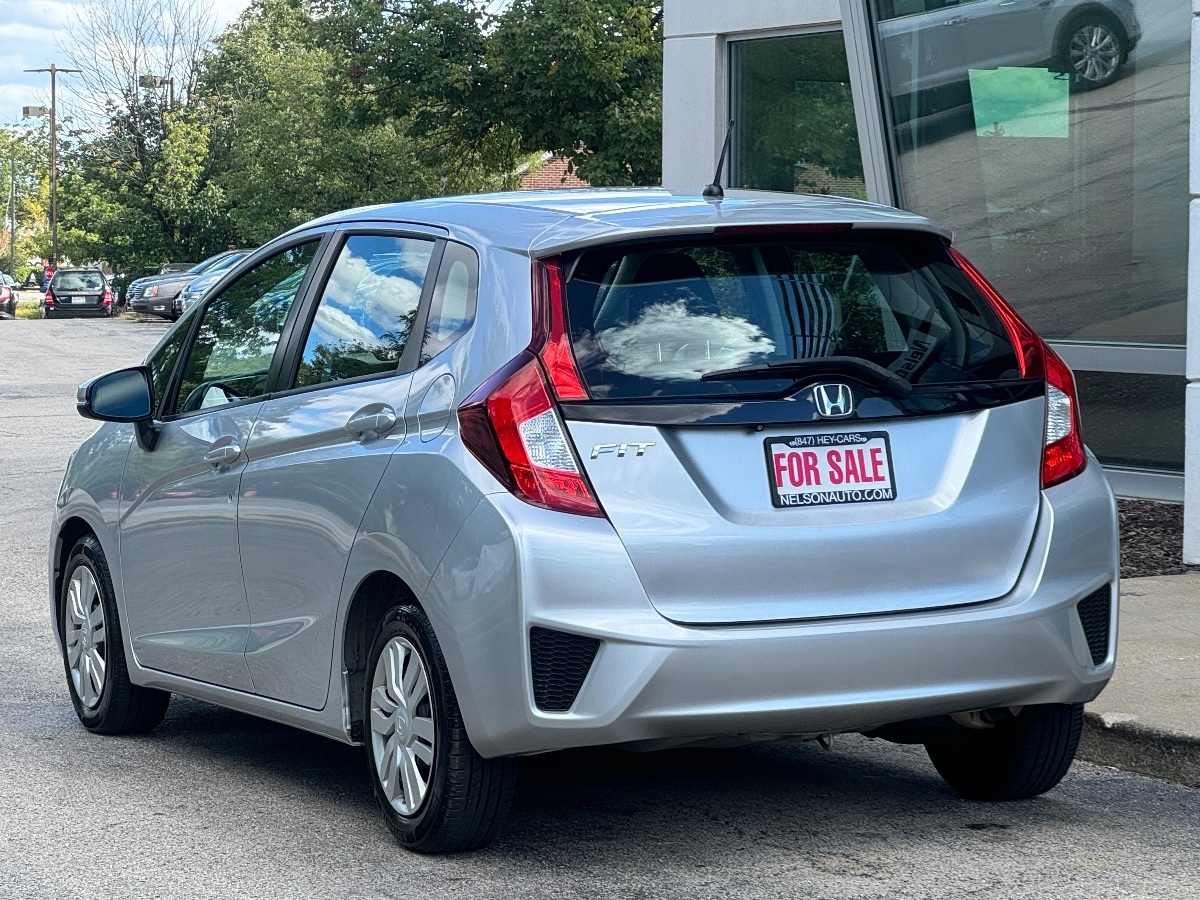 2015 Honda Fit LX photo 12