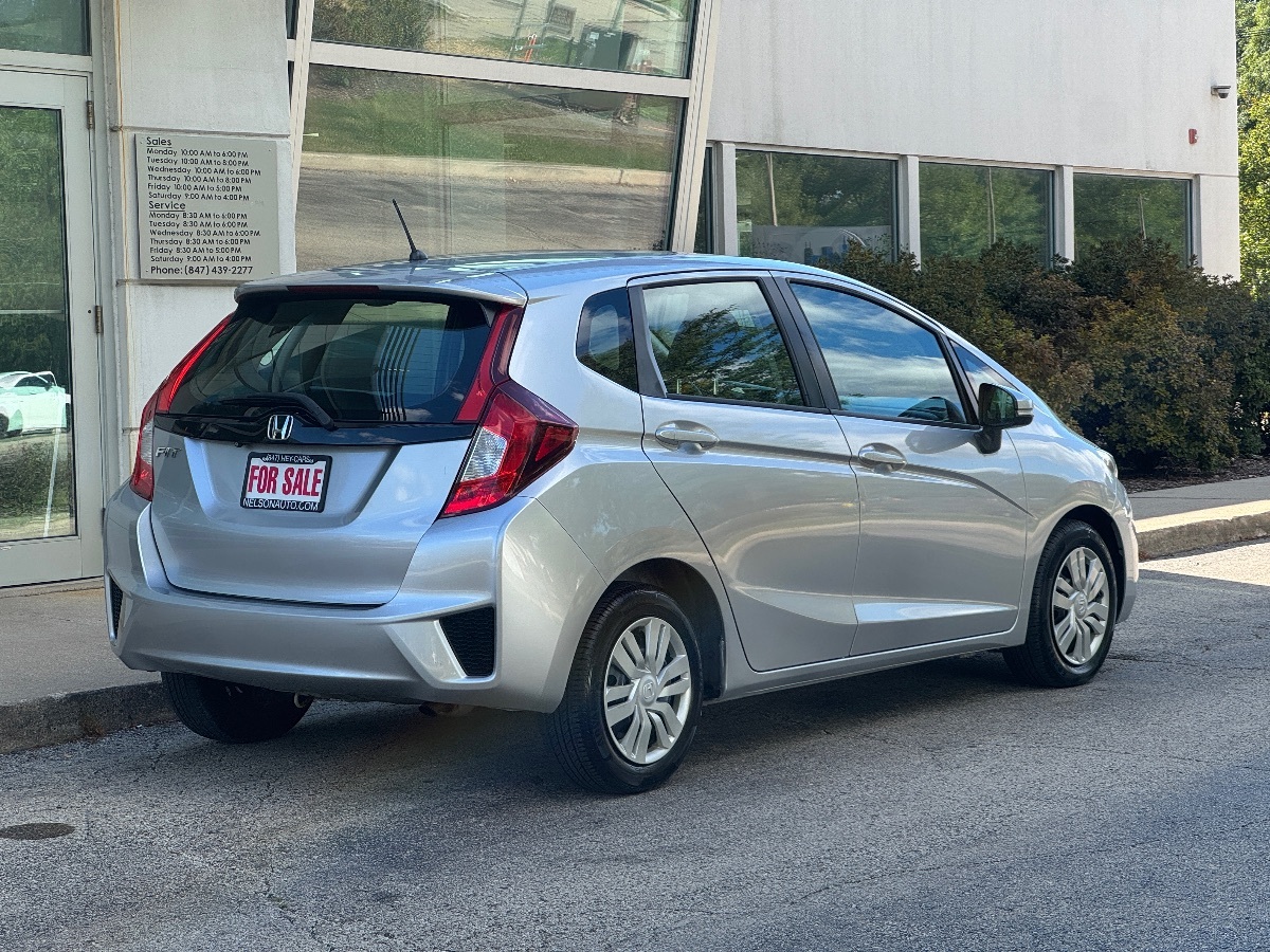 2015 Honda Fit LX photo 4