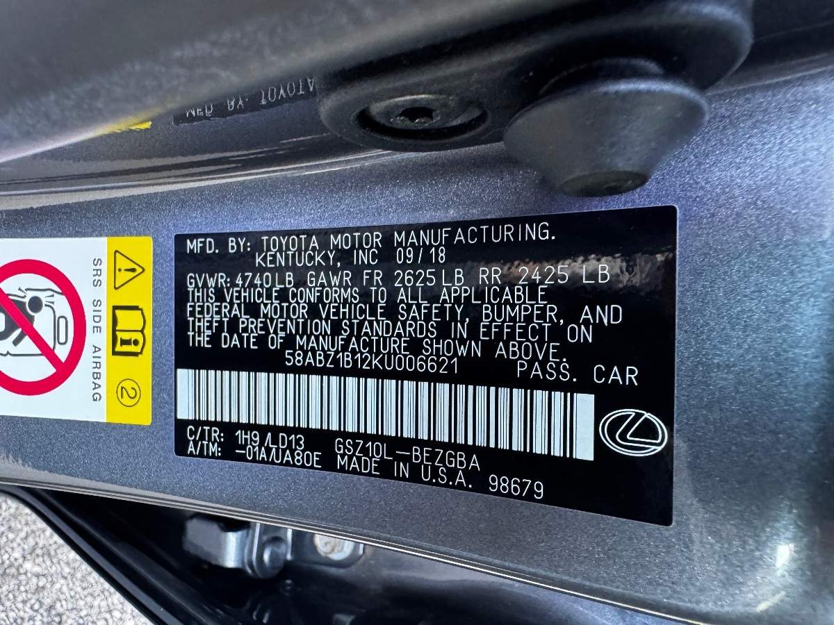 2019 Lexus ES 350 photo 32