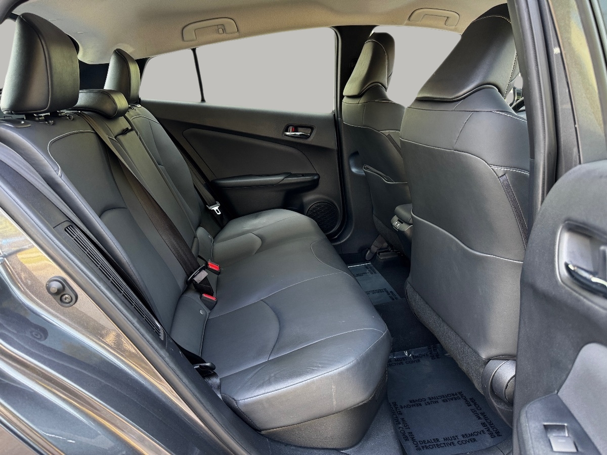 2020 Toyota Prius Prime Limited photo 11