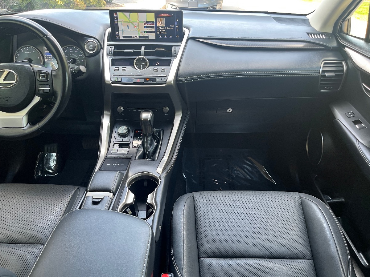 2019 Lexus NX 300 AWD photo 21