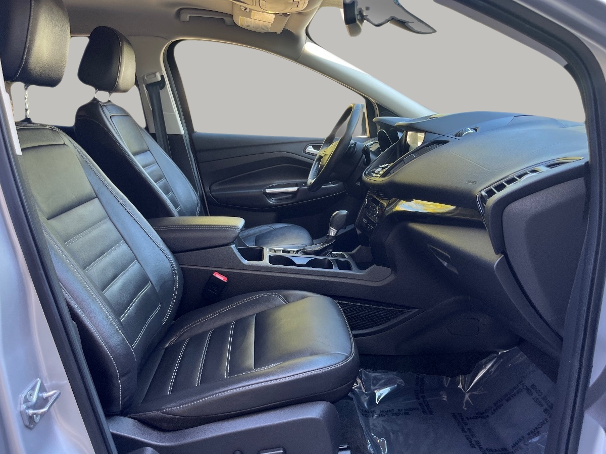 2017 Ford Escape Titanium photo 19