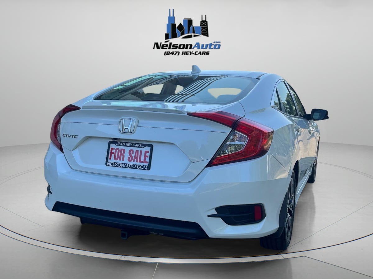 2017 Honda Civic EX-T photo 5
