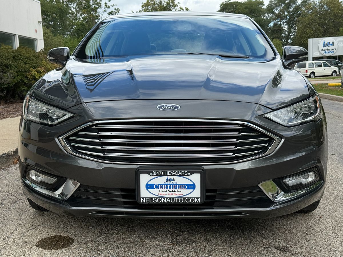 2017 Ford Fusion SE photo 5