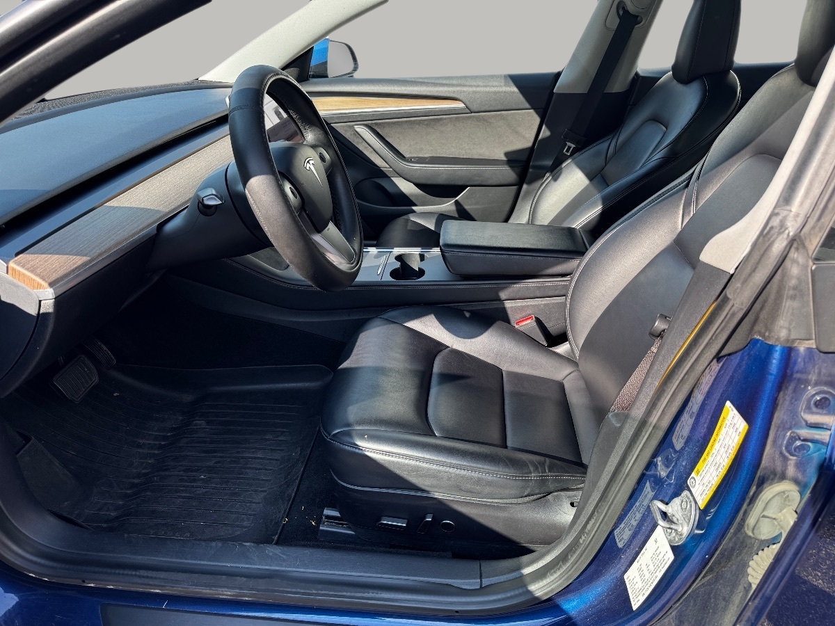 2021 Tesla Model 3 Long Range photo 16