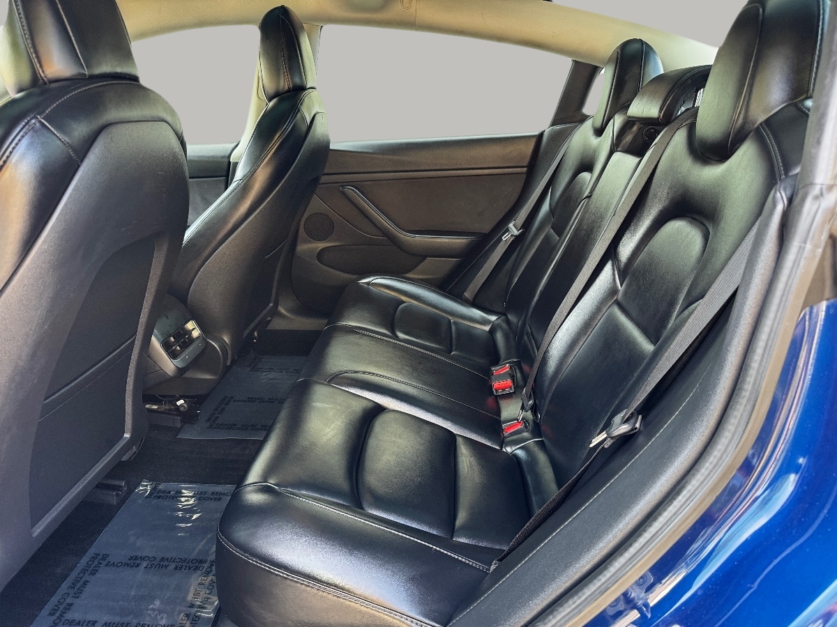 2021 Tesla Model 3 Long Range photo 17