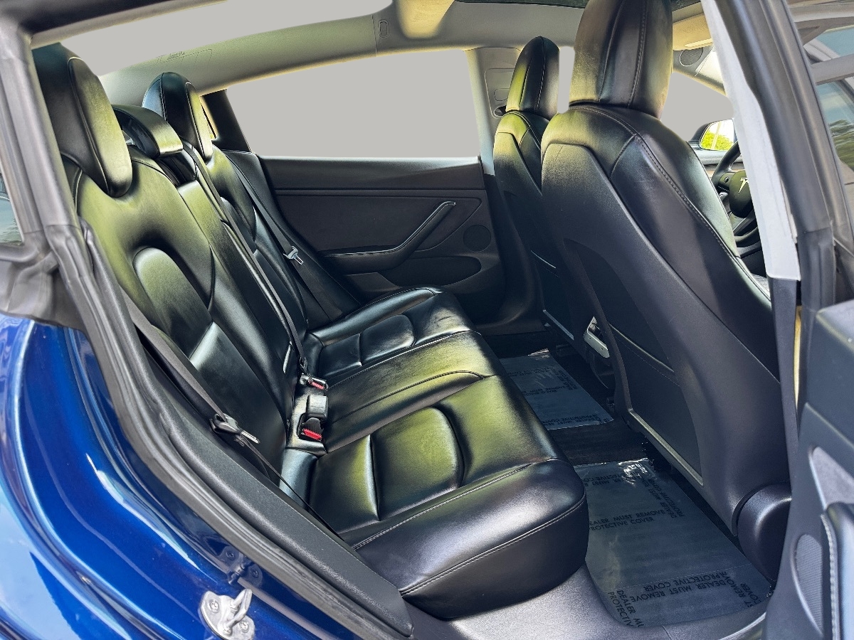 2021 Tesla Model 3 Long Range photo 18