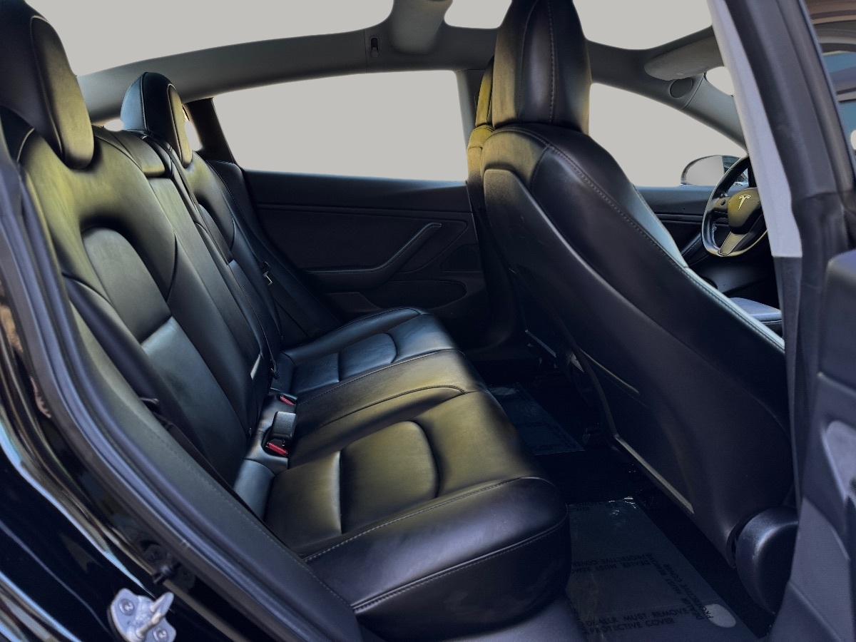 2019 Tesla Model 3 Mid Range photo 17