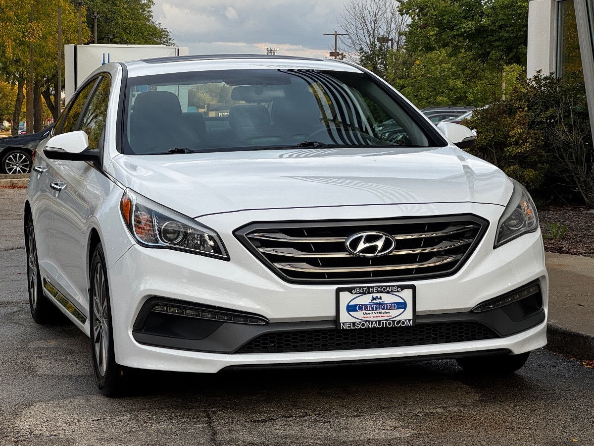 2016 Hyundai Sonata Sport photo 2