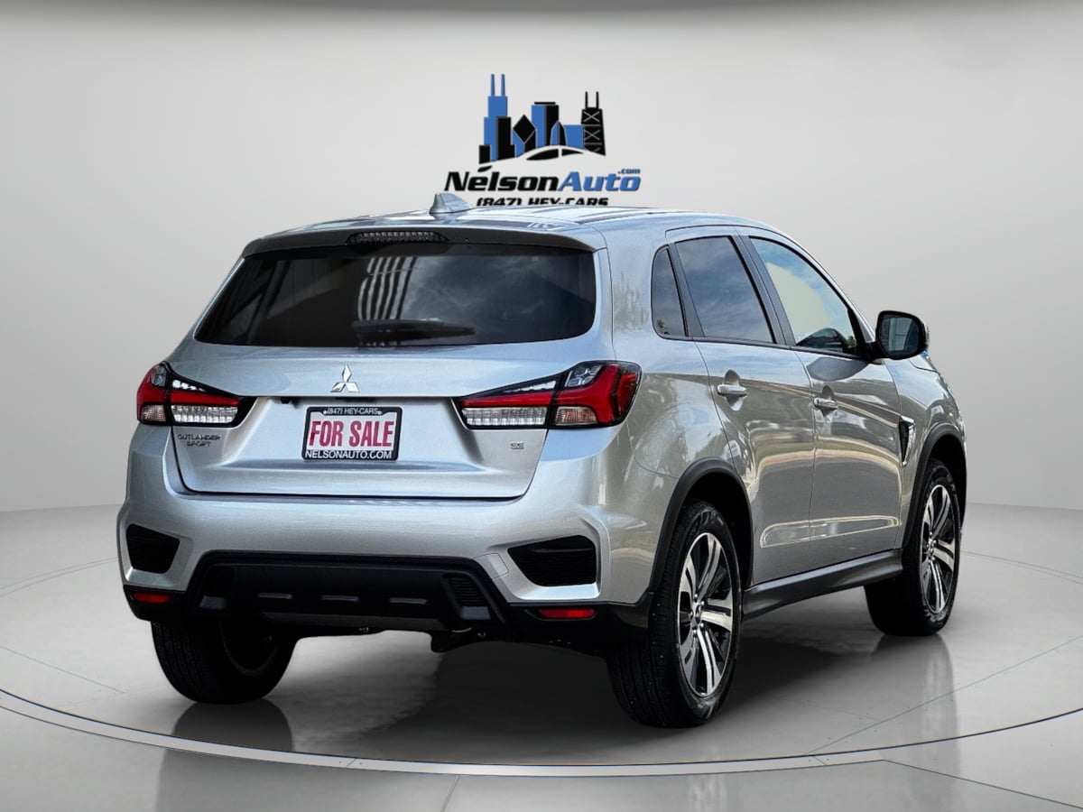 2021 Mitsubishi Outlander Sport photo 2