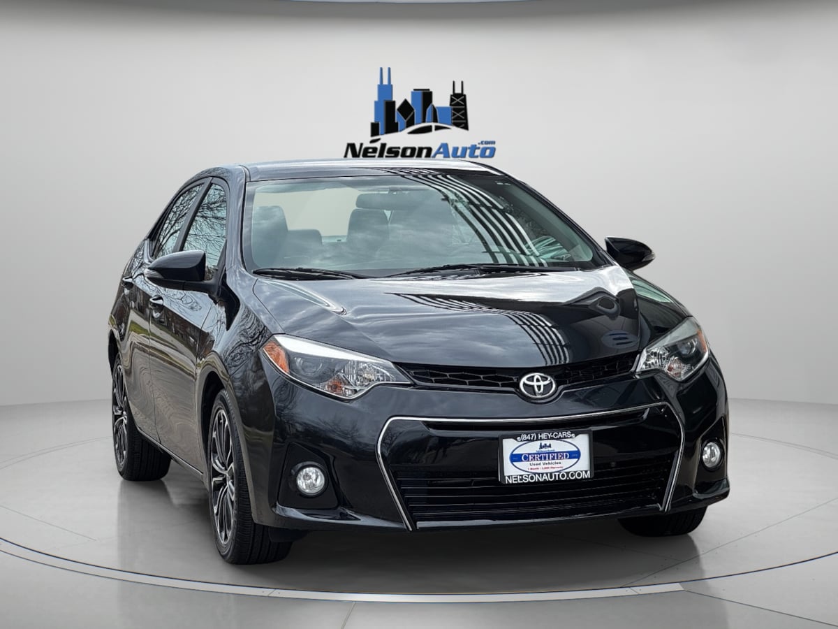 2015 Toyota Corolla S photo 2