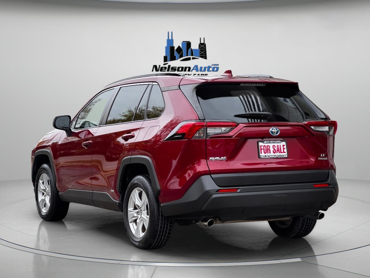 2020 Toyota RAV4 Hybrid LE photo 3