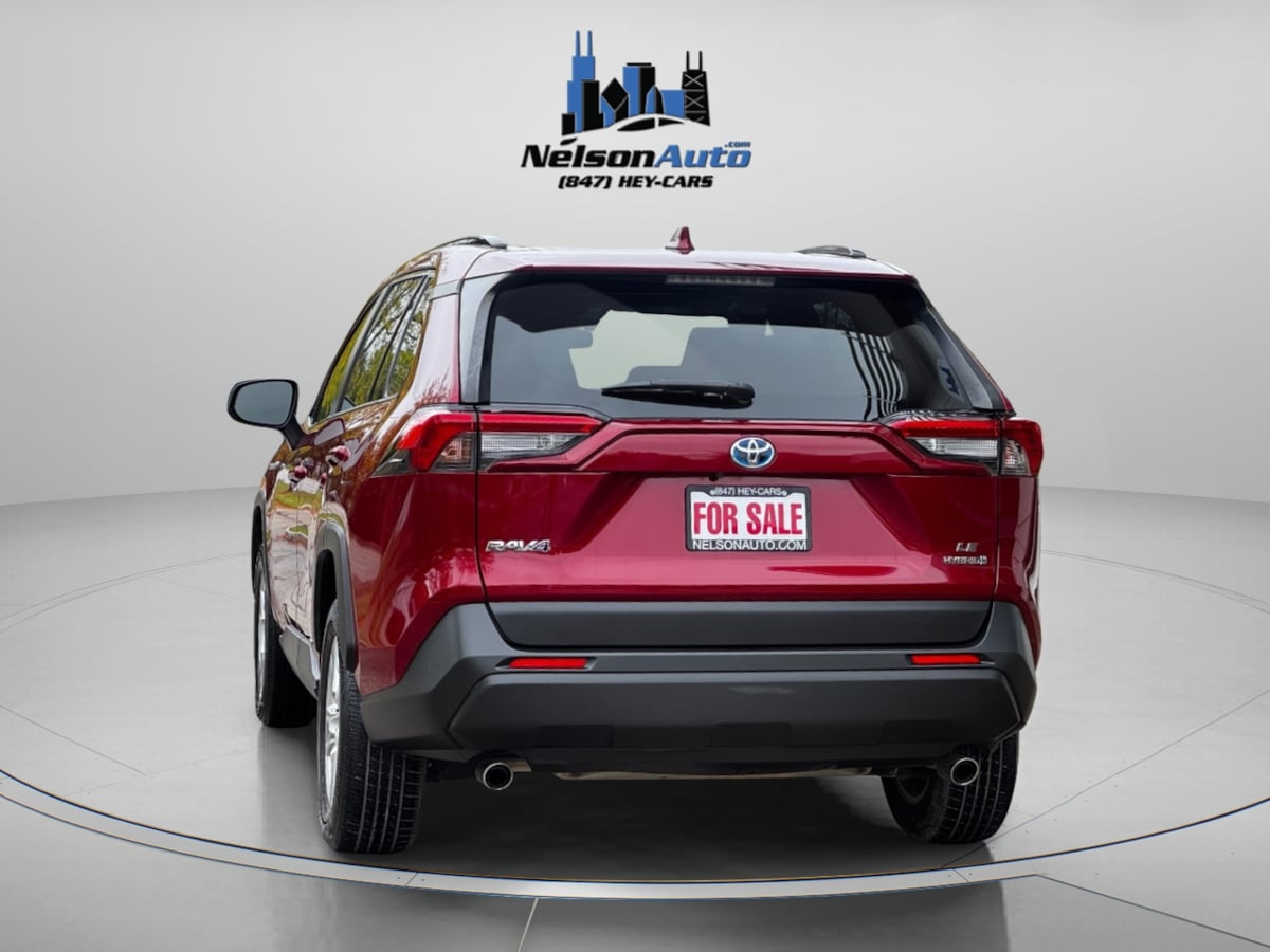 2020 Toyota RAV4 Hybrid LE photo 4