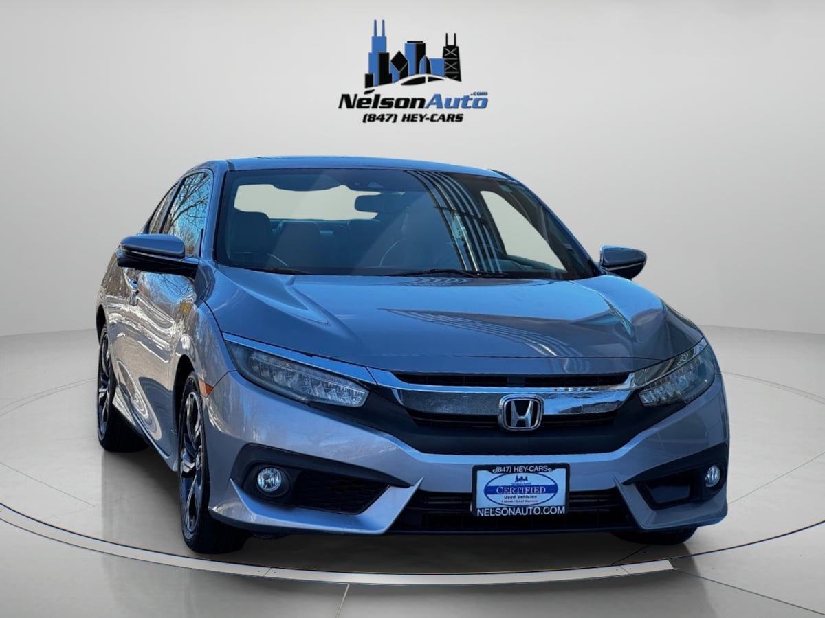 2016 Honda Civic Touring photo 2