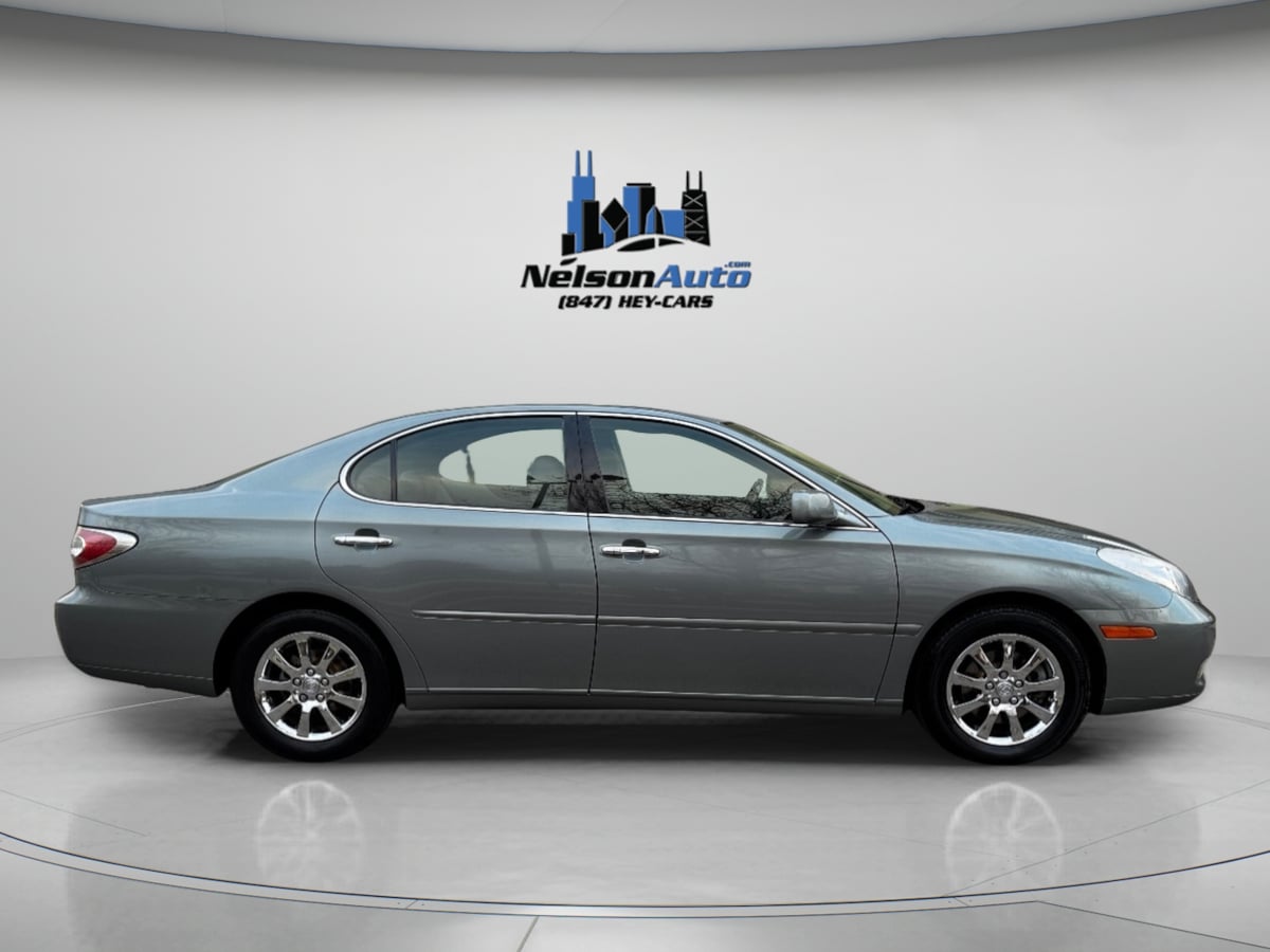 2004 Lexus ES 330 photo 3