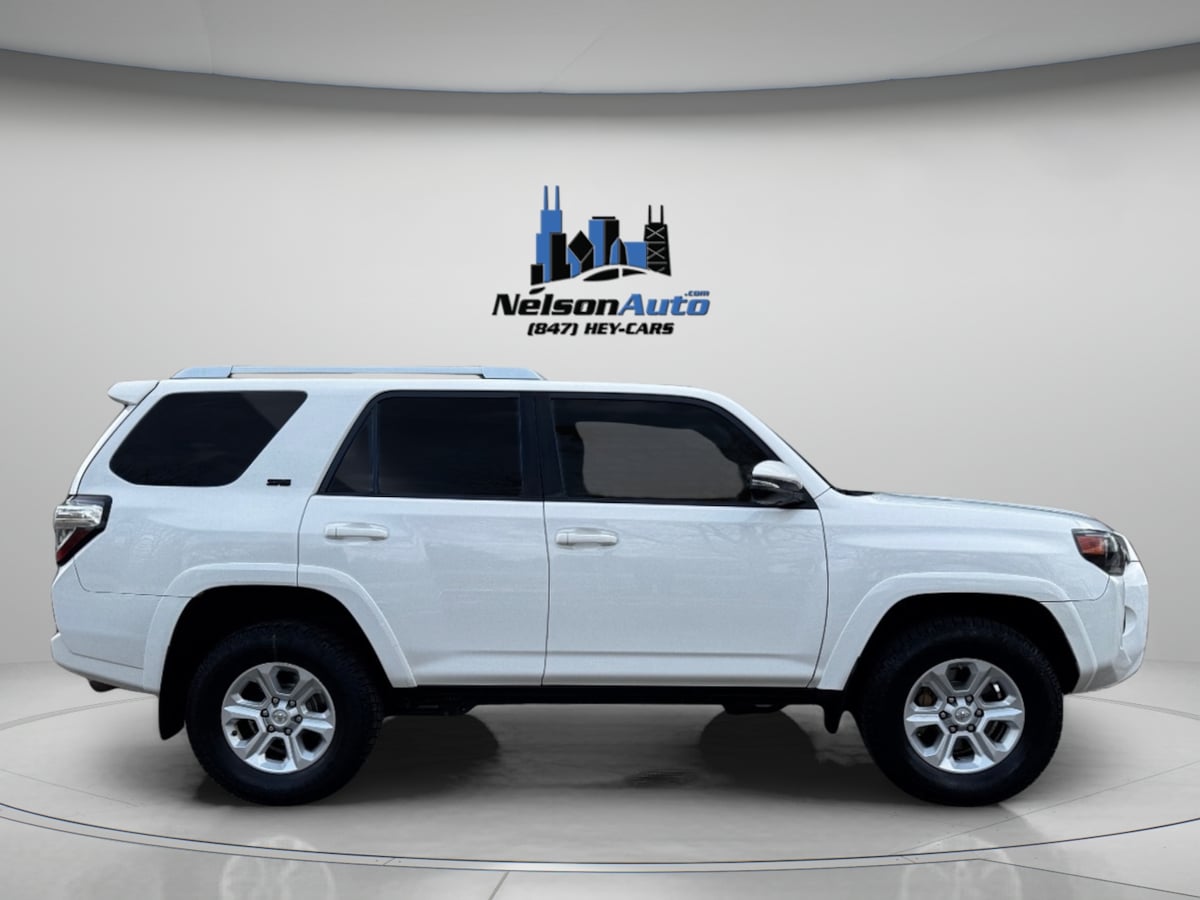 2018 Toyota 4Runner SR5 Premium photo 3