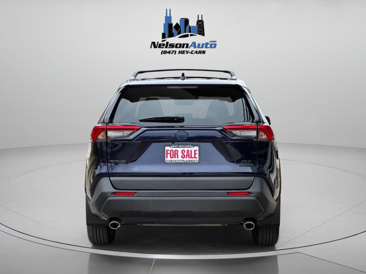 2024 Toyota RAV4 Hybrid XLE Premium photo 4