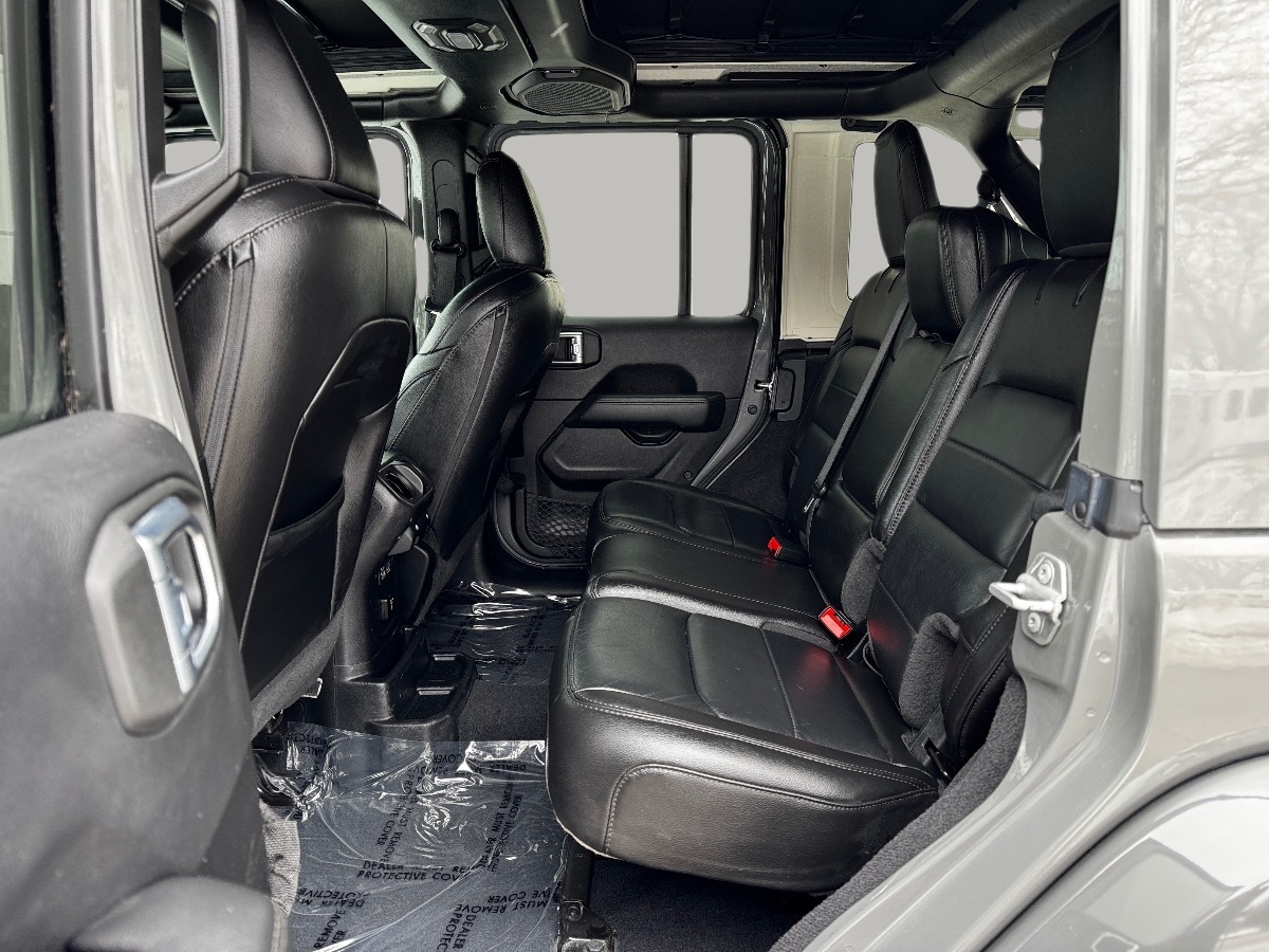 2021 Jeep Wrangler Unlimited Sahara Altitude - Photo 17