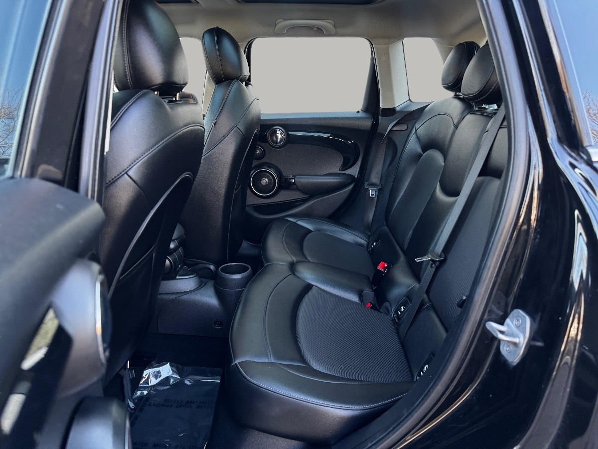 2015 MINI Cooper S - Photo 17