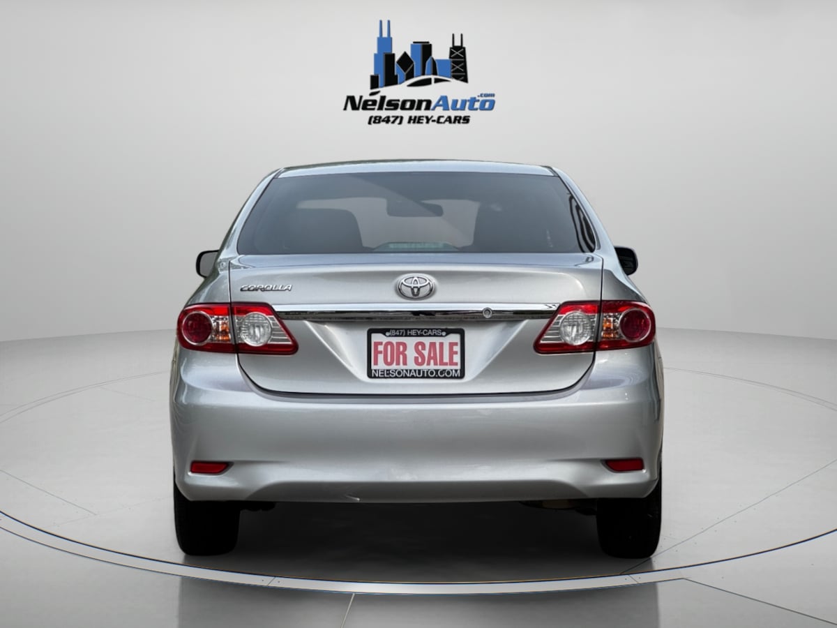 View vehicle photo 6
