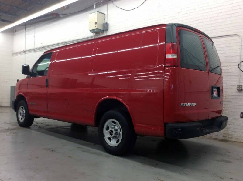 Sold 2003 GMC Savana Cargo Van in Mt Prospect