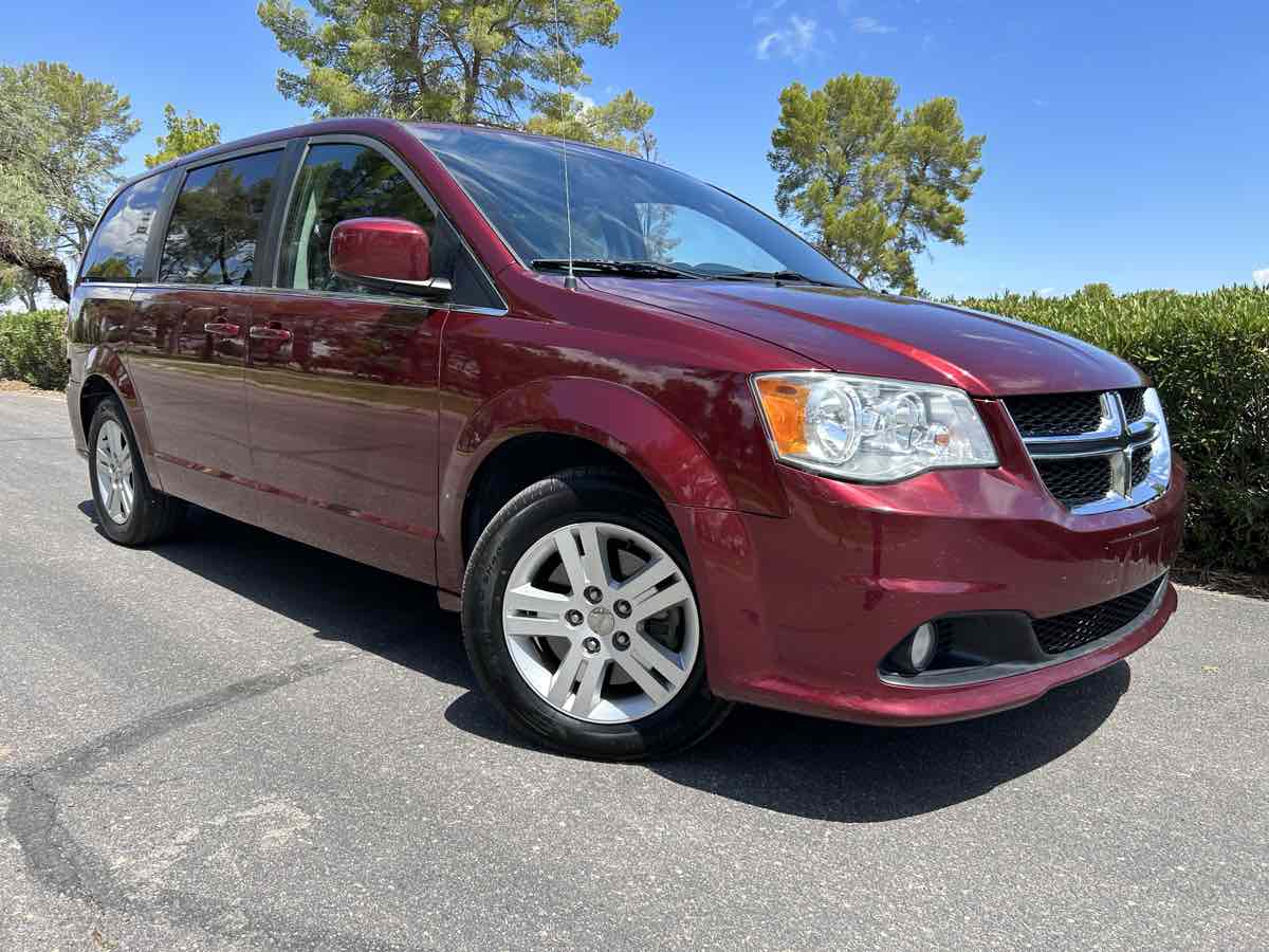 2019 Dodge Grand Caravan SXT - Photo 4