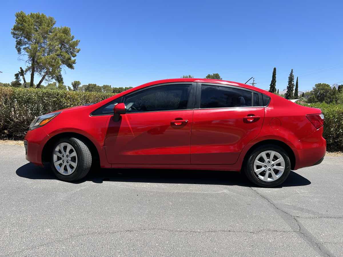 2013 Kia Rio LX - Photo 2