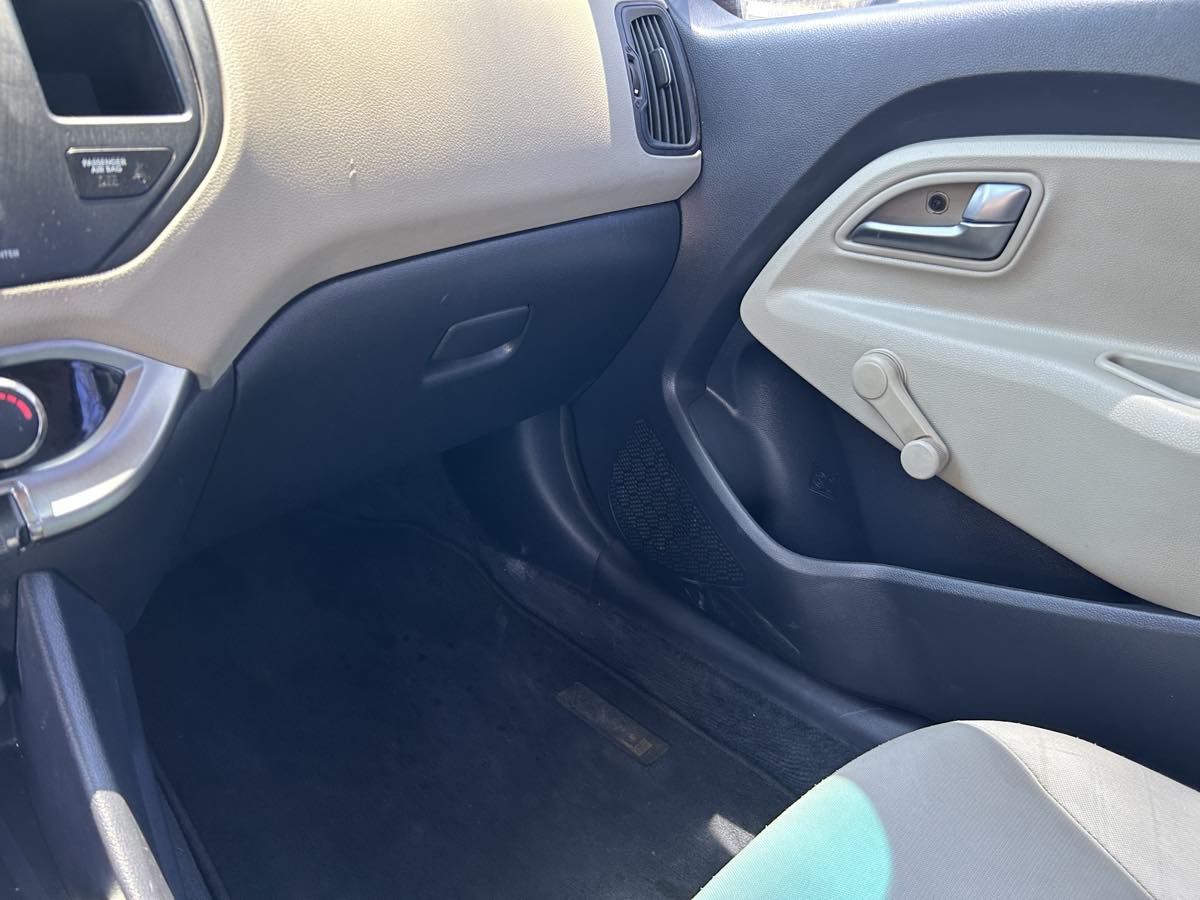 2013 Kia Rio LX - Photo 16
