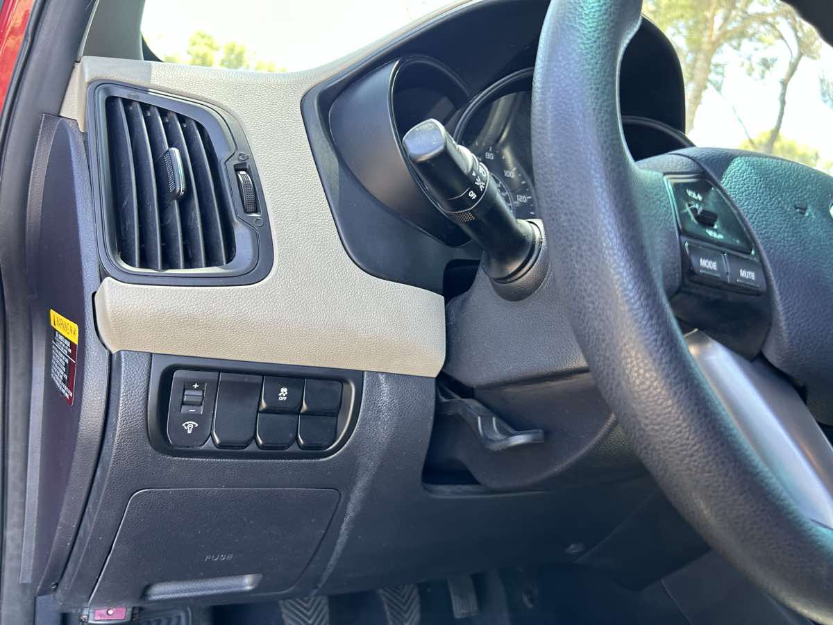 2013 Kia Rio LX - Photo 17