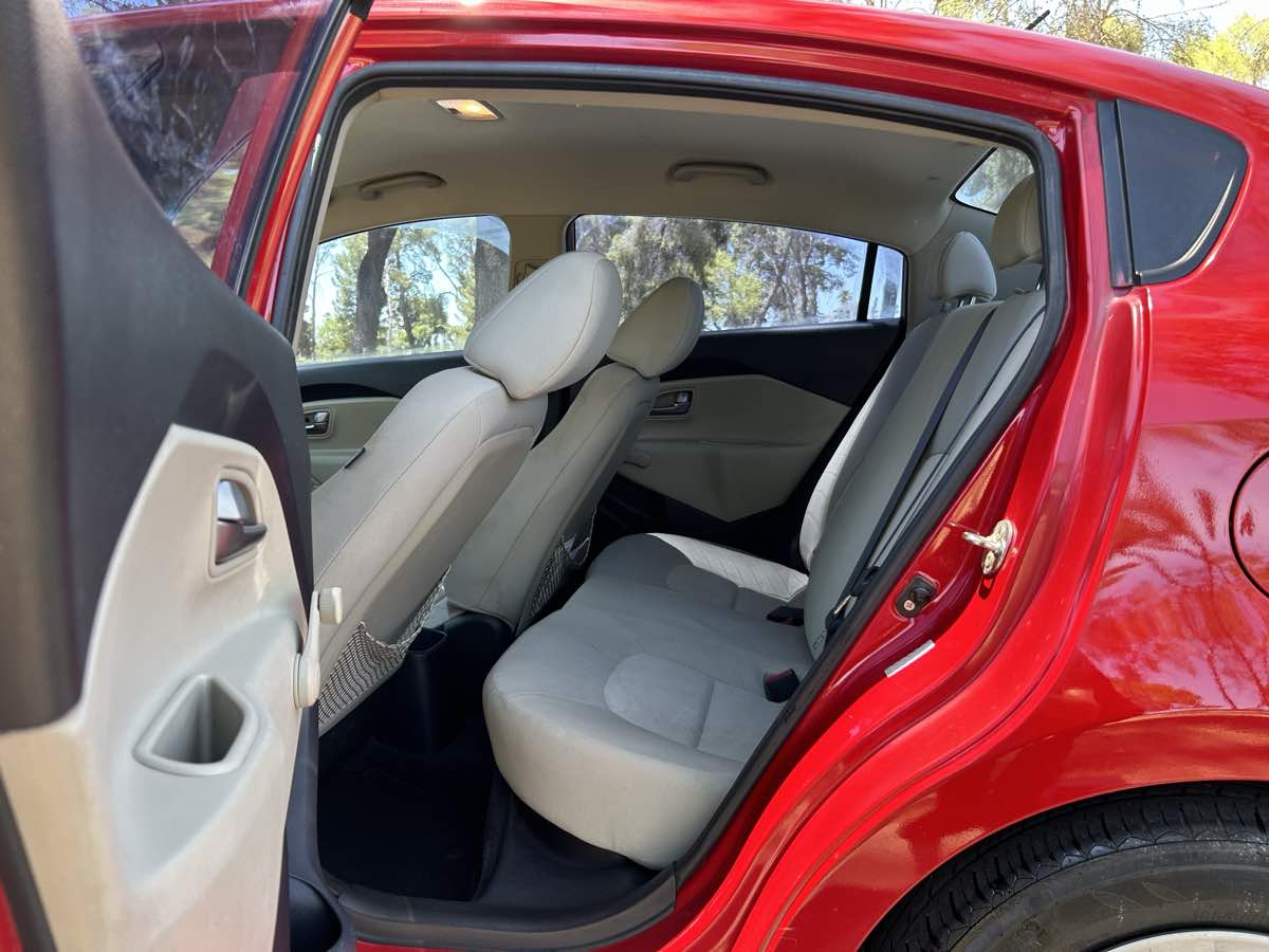 2013 Kia Rio LX - Photo 21