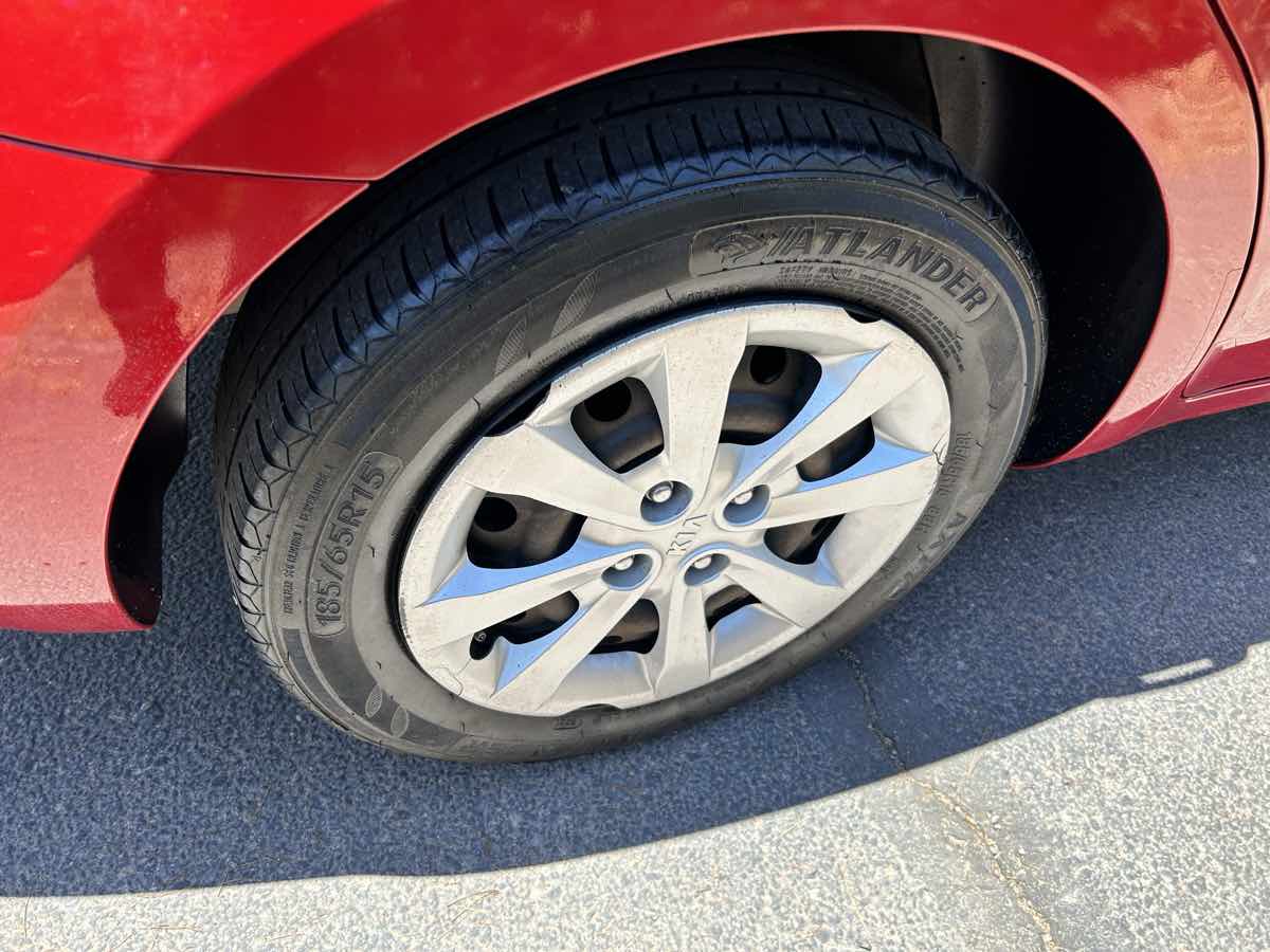 2013 Kia Rio LX - Photo 32