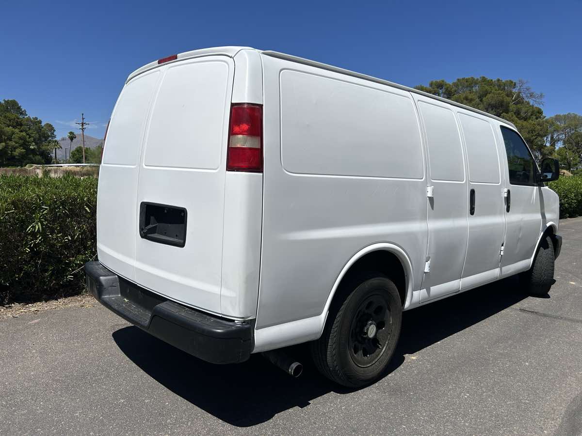 2013 Chevrolet Express Cargo Work Van - Photo 6