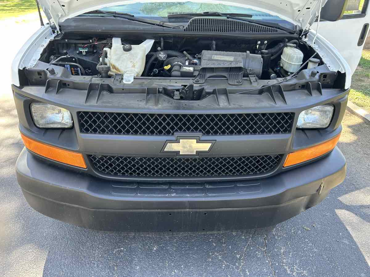 2013 Chevrolet Express Cargo Work Van - Photo 24