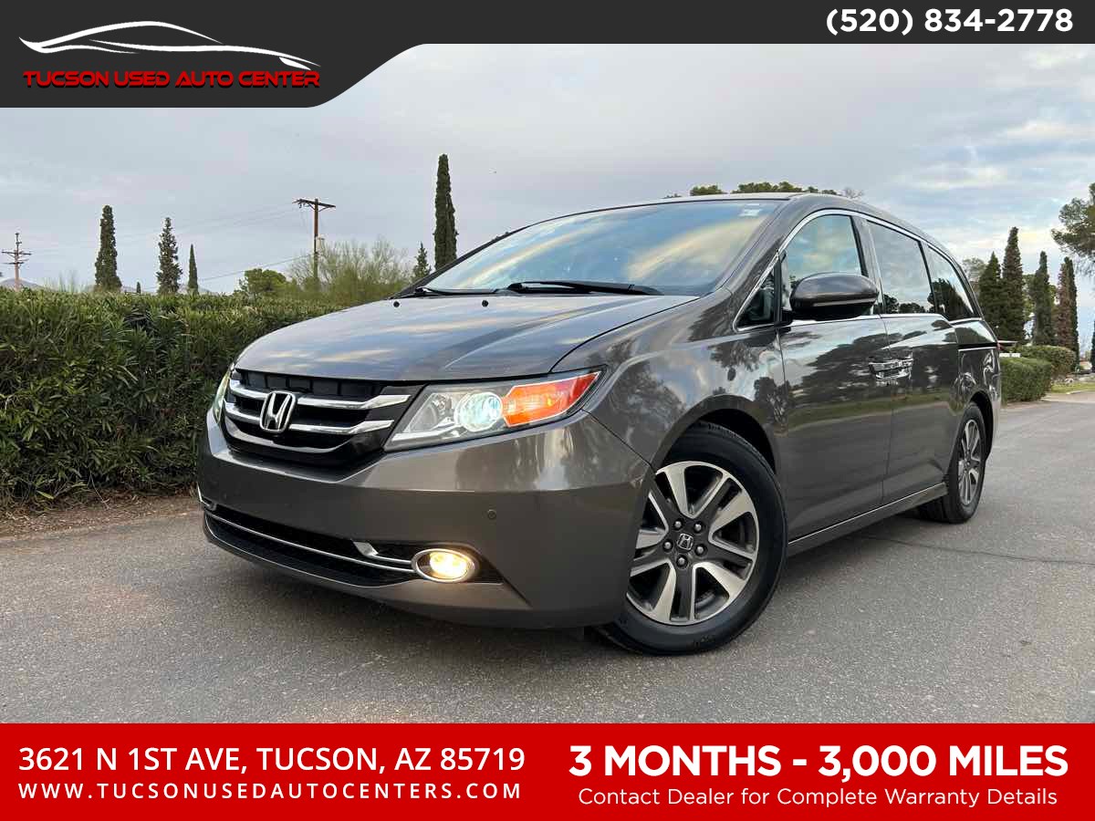 2015 Honda Odyssey Touring Elite's photo