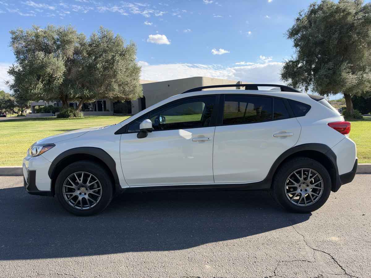 Subaru Crosstrek photo 3