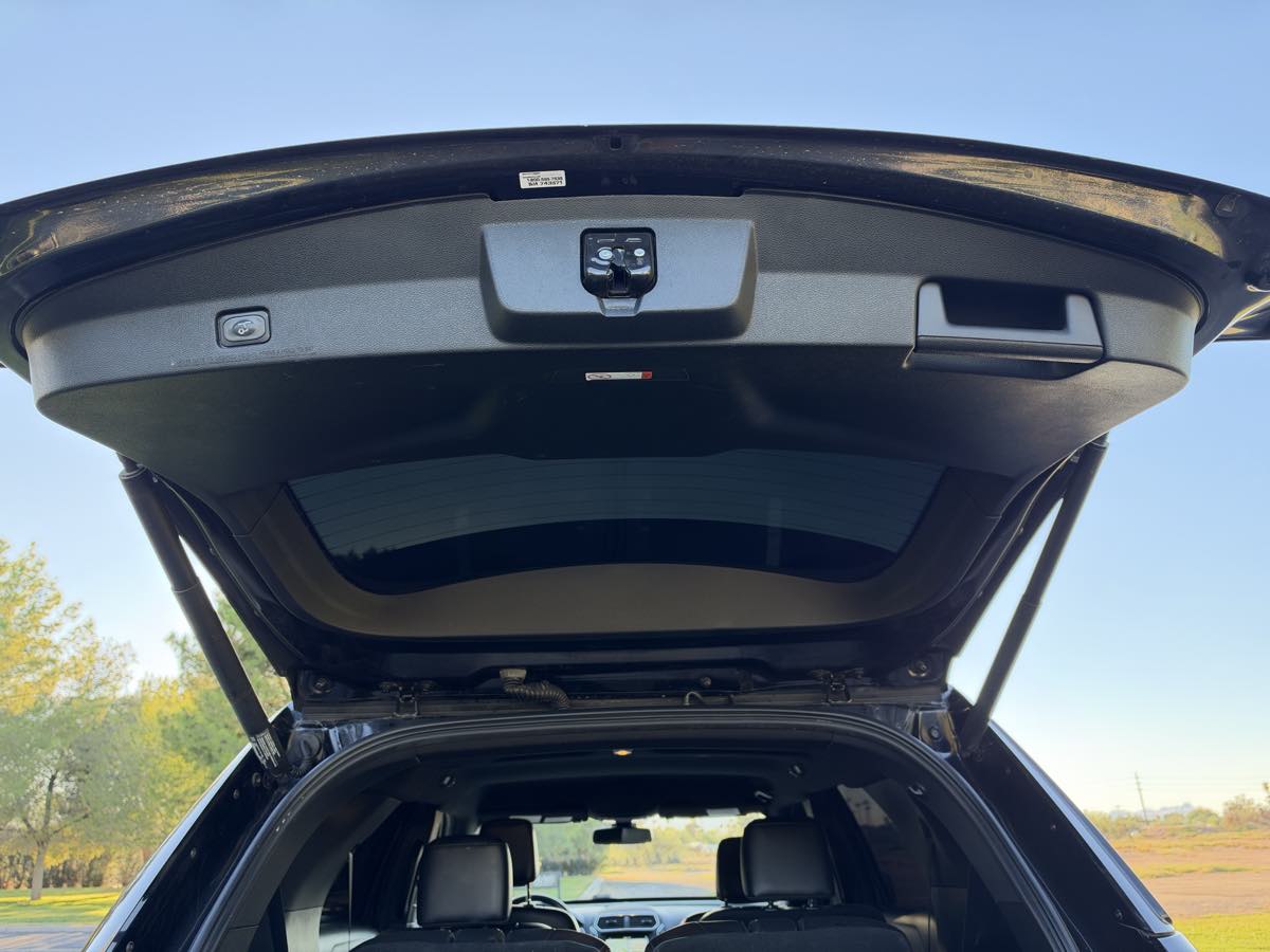 Ford Explorer photo 29