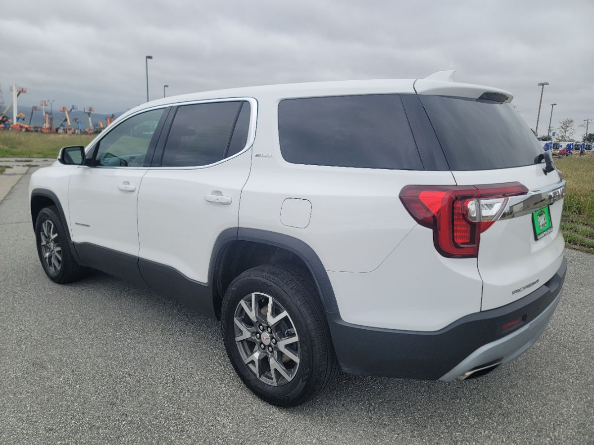 2022 GMC Acadia SLE - Photo 8