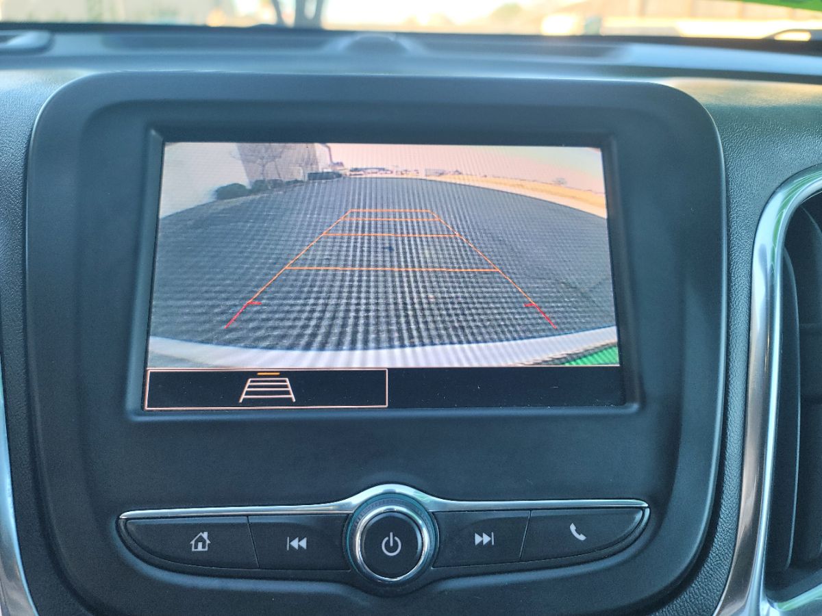 2022 Chevrolet Equinox LT - Photo 11